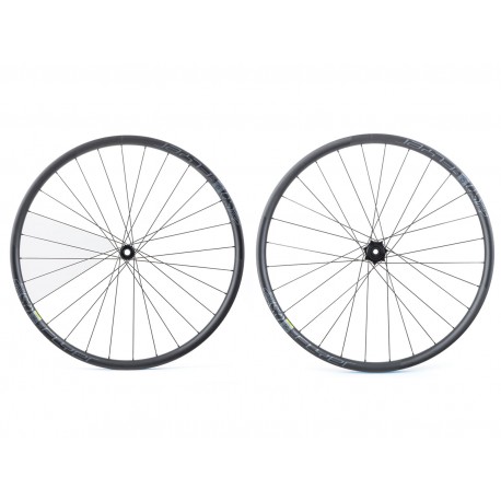 AUTHOR Zapletená kola 29" Flyer Carbon Disc Boost zad. 12x148 CL SH MS 12s & př. 15x110 CL